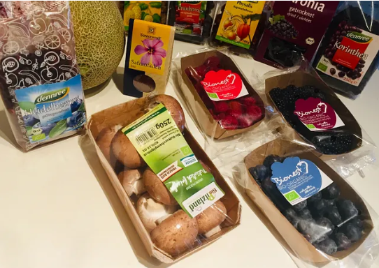                               We have good reason to eat a handful of berries every day 